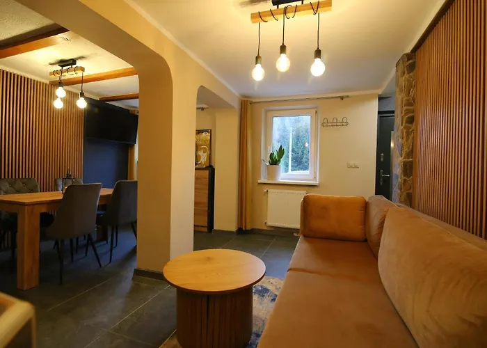 펜션 W Dusznikach 두슈니키 즈드로지